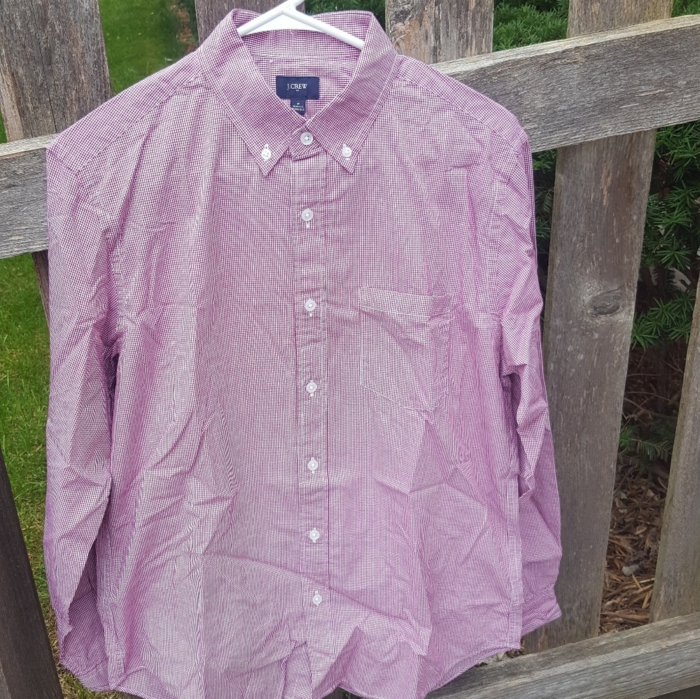 Men's J. Crew dress shirt. Size medium